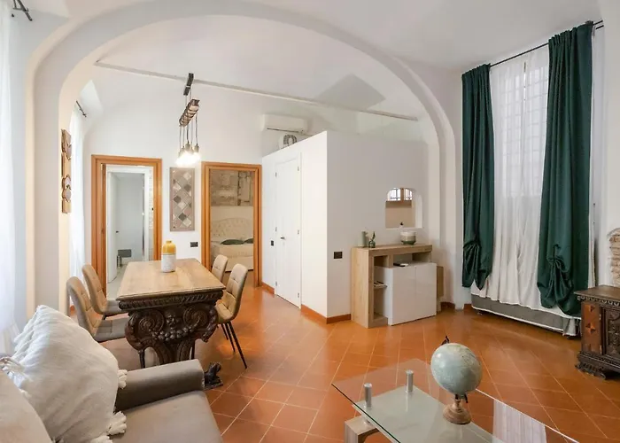 D'elite Trevi Fountain Apartment